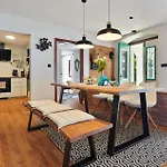 Gorgeous In With Wifi Apartment *