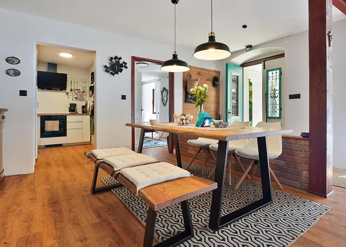 2 Bedroom Stunning In Appartamento *