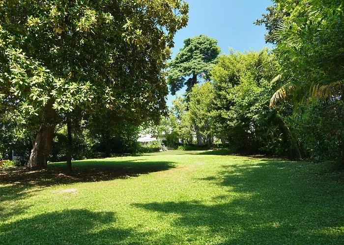 2 Bedroom Stunning In Appartamento *